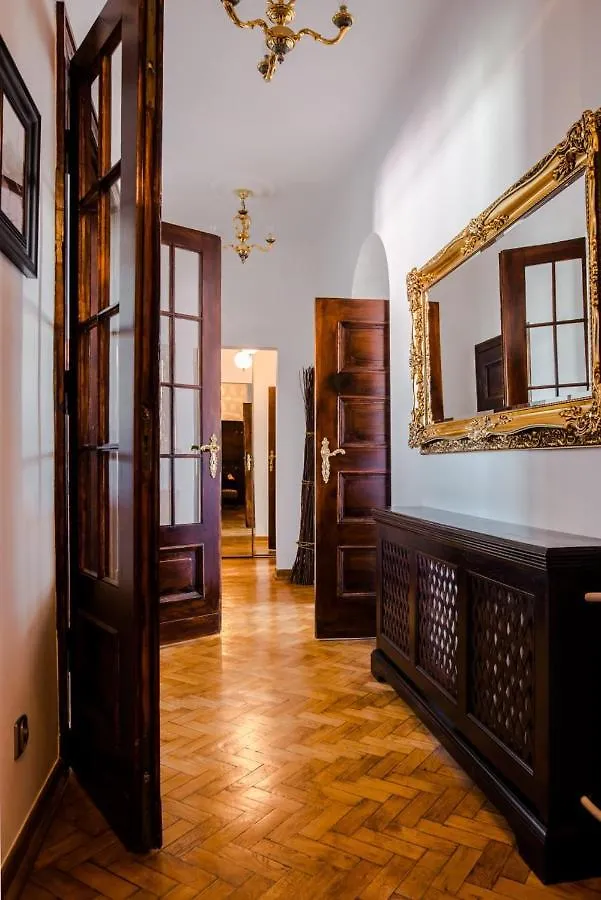 Halby Luxury Rooms Chmielna 73B Warsaw Guest house