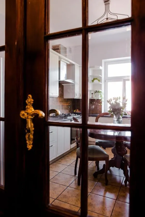 Halby Luxury Rooms Chmielna 73B Varsovia