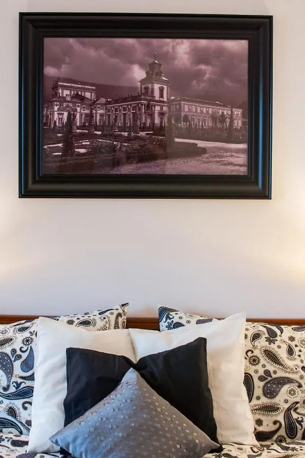 Halby Luxury Rooms Chmielna 73B Varsovia Polonia